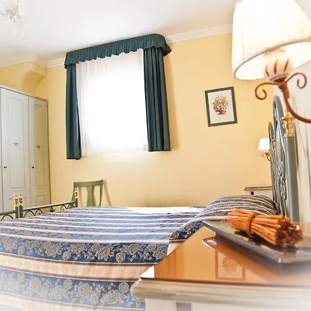 Hotel Di Carlo & Monte Grimano Terme